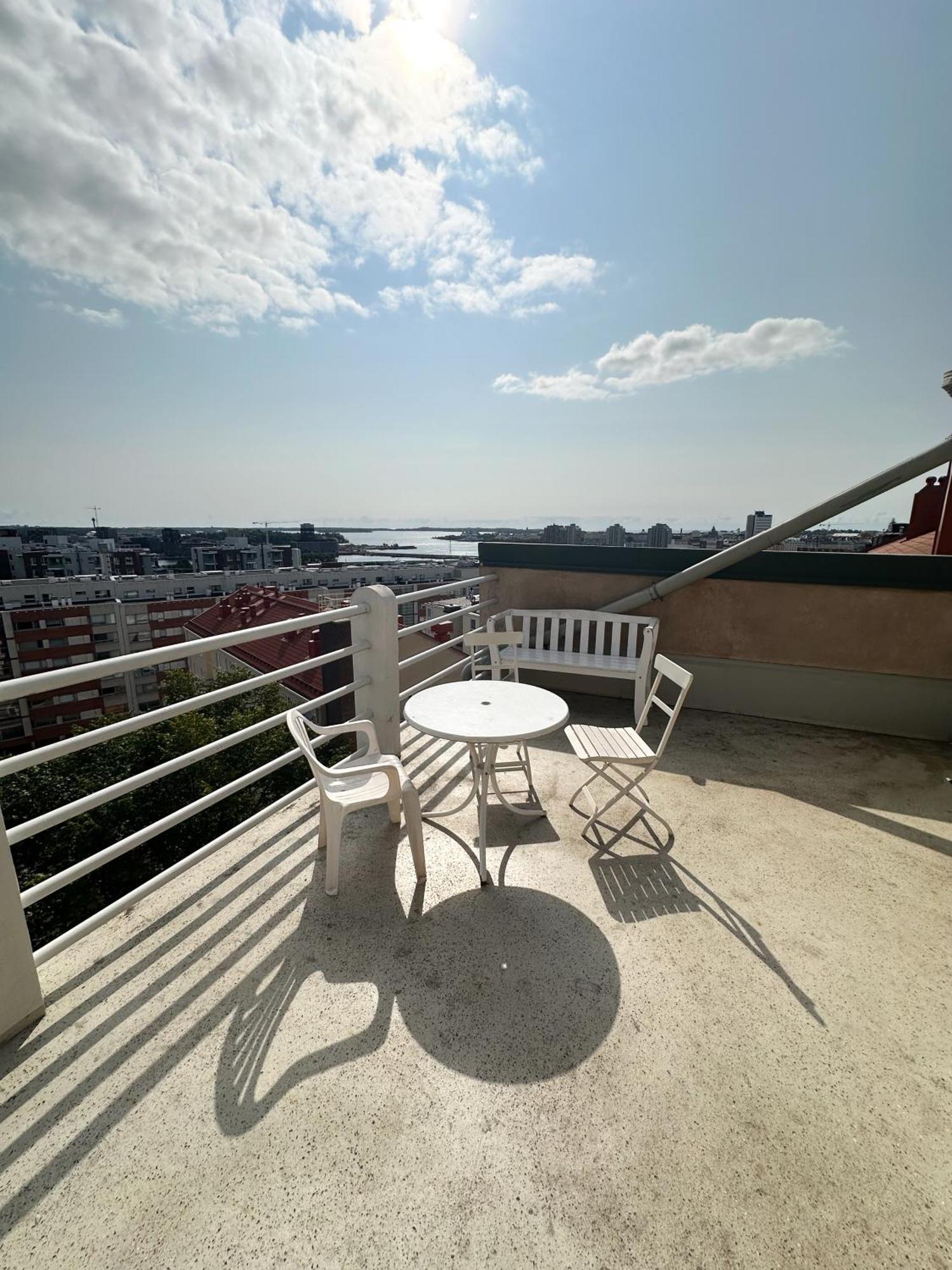 Artistic Kallio Apartment Хельсинки Экстерьер фото