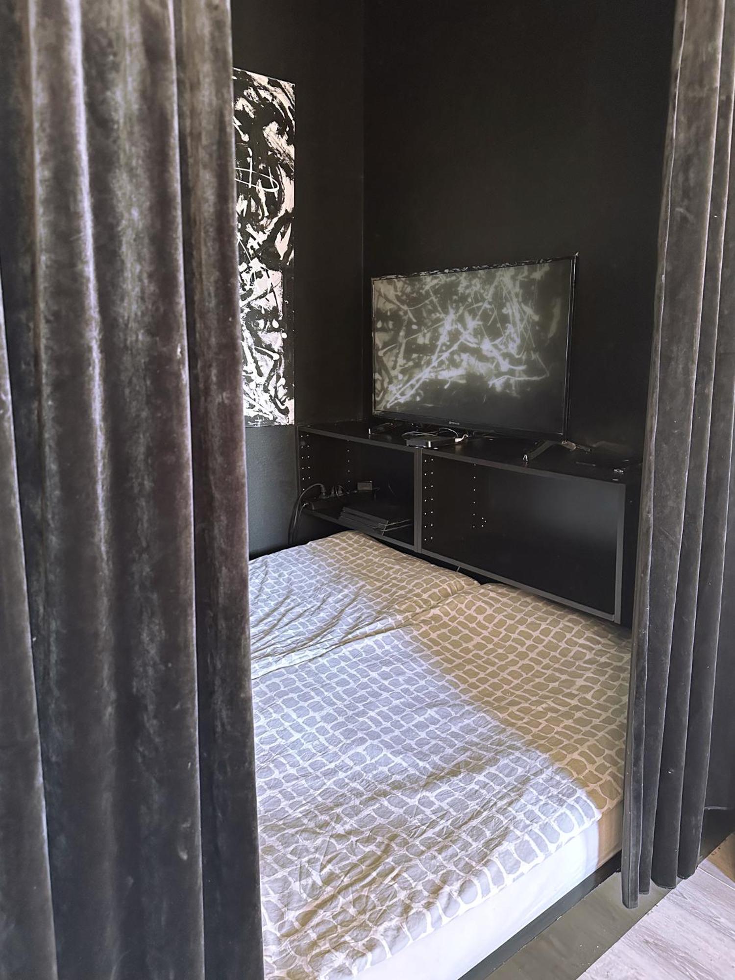 Artistic Kallio Apartment Хельсинки Экстерьер фото